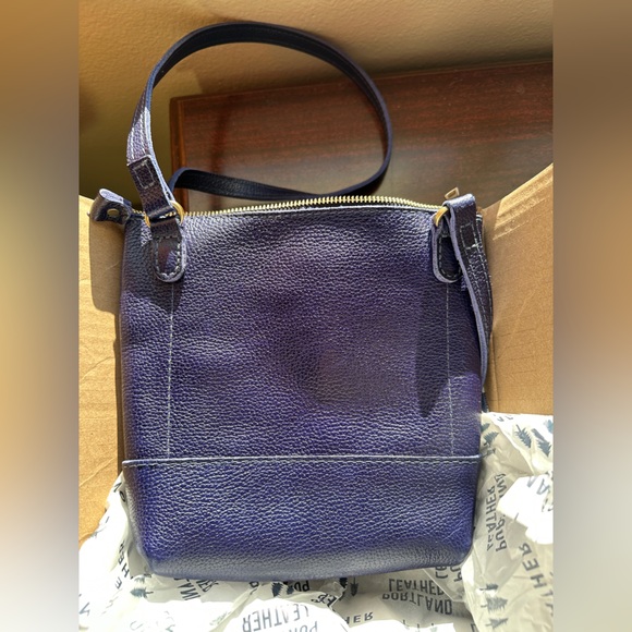 Portland Leather Cobalt Festival Bag - Picture 5 of 5